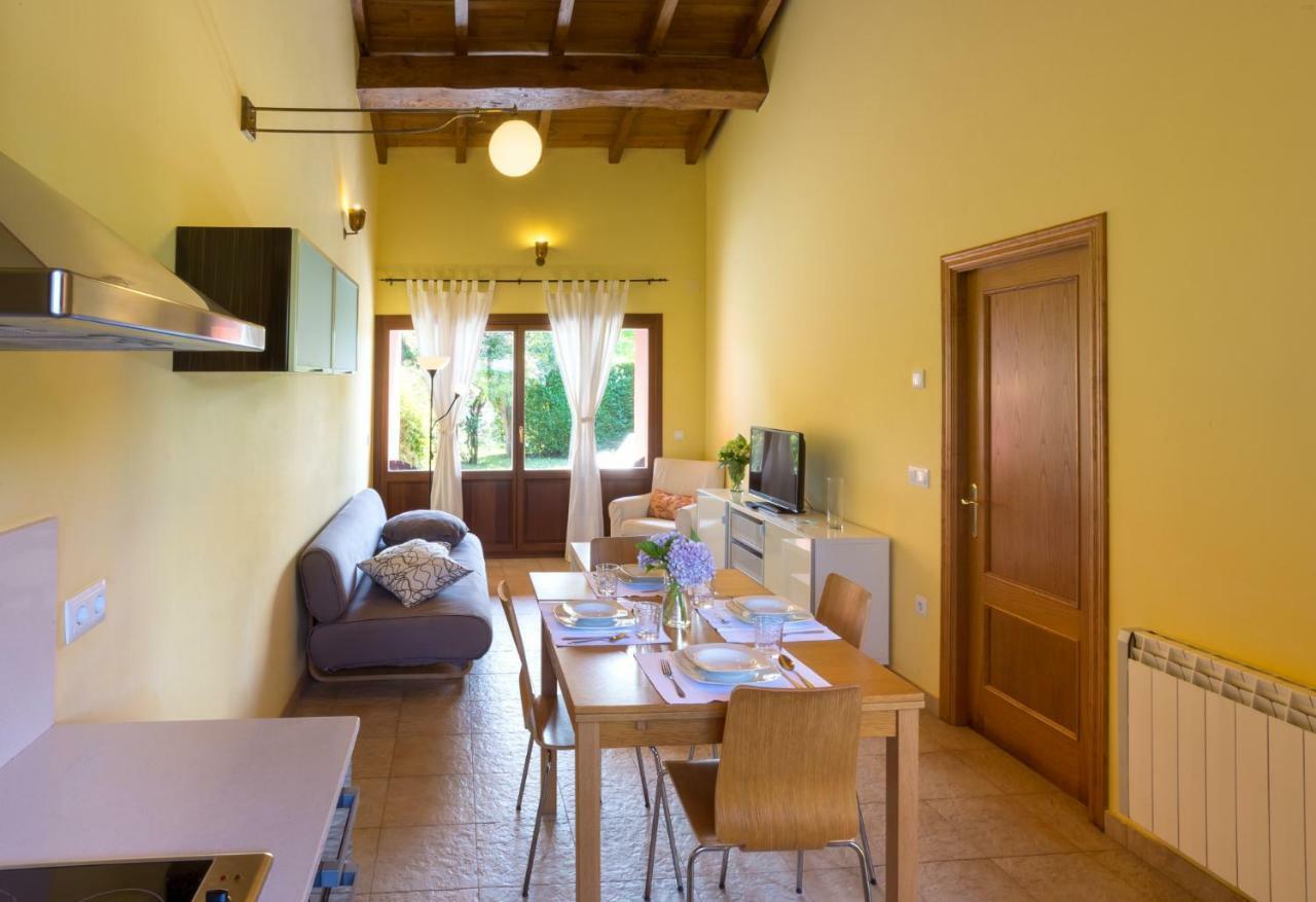Apartamentos El Guindal Tapia De Casariego Esterno foto